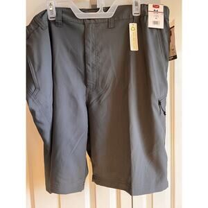 Wrangler's Performance Relaxed Fit Men's Shorts- Dark Gray -Size 46